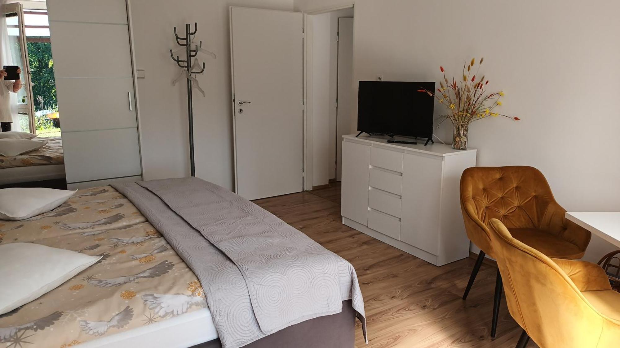 Apartman Alena 卡罗维发利 外观 照片